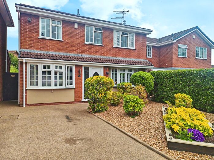 4 Bedroom Detached House For Sale In Sedgemere Avenue, Crewe, CW1