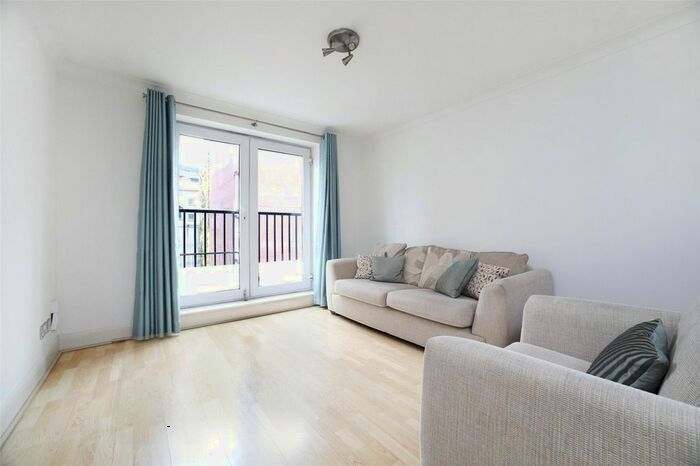 2 Bedroom Flat To Rent In Newton Street, London, WC2B