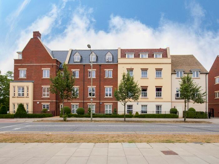 2 Bedroom Flat To Rent In Welch Way, Witney, OX28