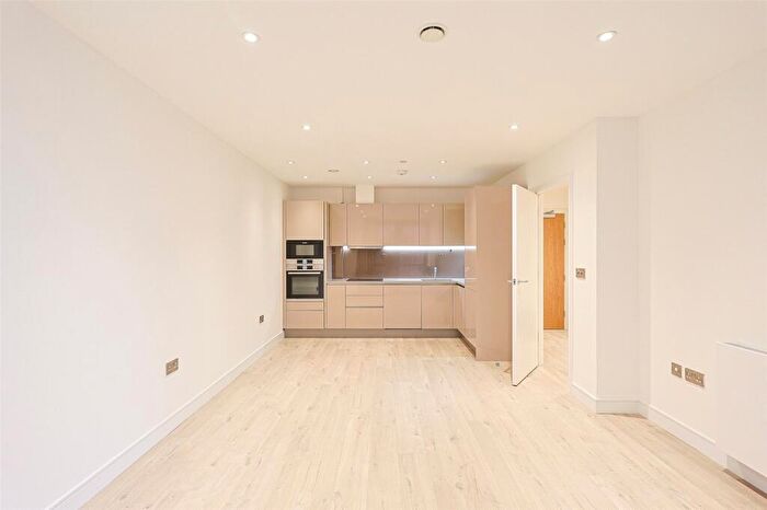 1 Bedroom Apartment For Sale In South Way, Wembley, HA9