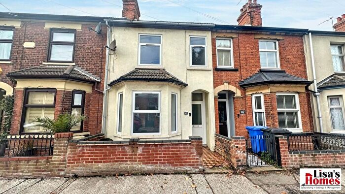 3 Bedroom Terraced House To Rent In Sussex Road, NR32