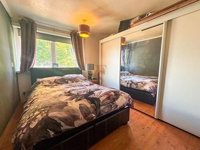 1 Bedroom Flat To Rent In Radstone Walk, LE5