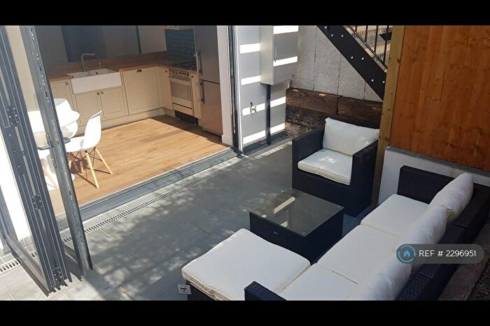 1 Bedroom Flat To Rent In East Dulwich, London, SE22