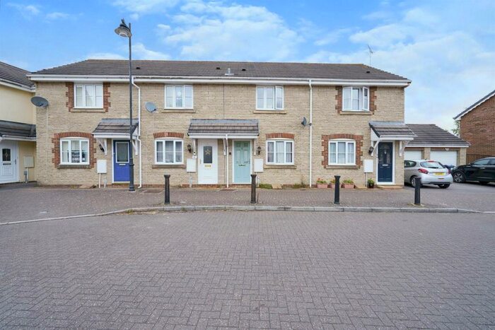 2 Bedroom House To Rent In Springfield Drive, Calne, SN11
