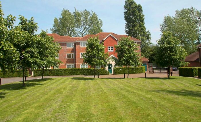 1 Bedroom Flat To Rent In Whitehead Way, Aylesbury HP21