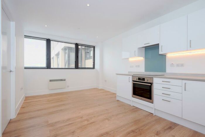 1 Bedroom Apartment To Rent In Hanover House, Reading, RG1