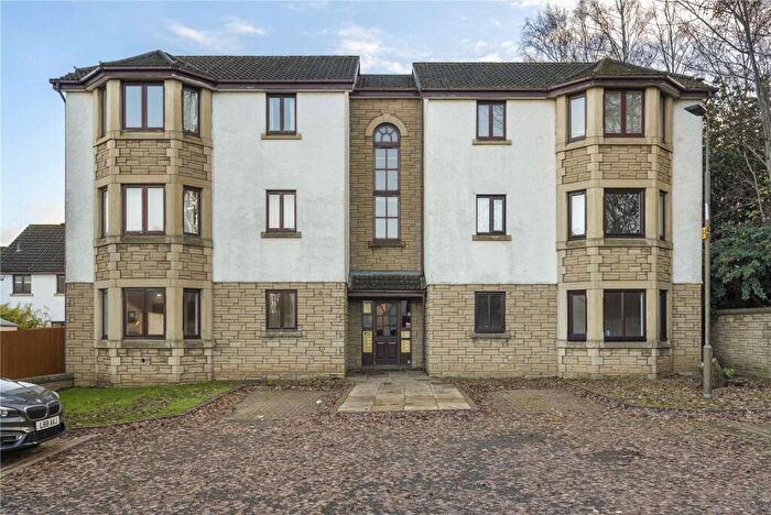 2 Bedroom Apartment For Sale In / Gogarloch Syke, South Gyle, Edinburgh, EH12