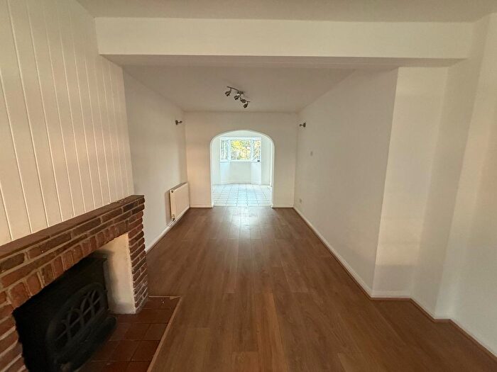 3 Bedroom Semi-Detached House To Rent In Sylvan Avenue, Chadwell Heath, RM6
