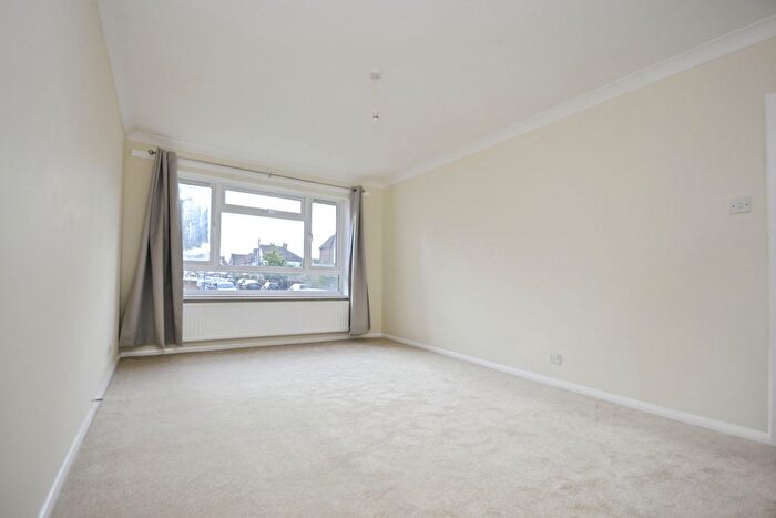 2 Bedroom Flat To Rent In Stafford Road, Sidcup, DA14