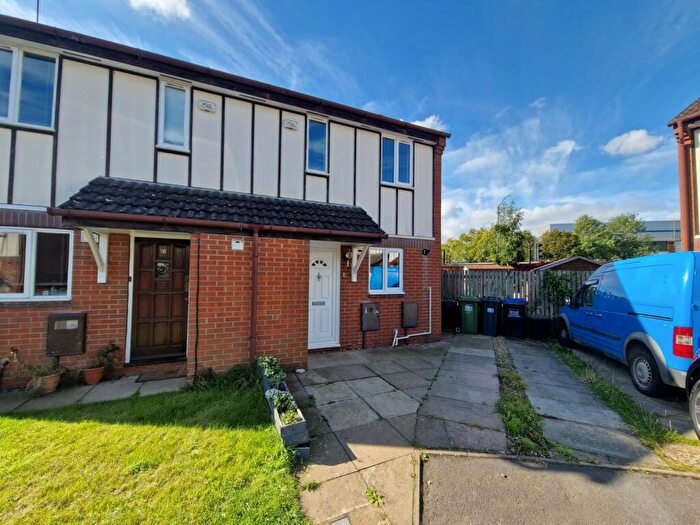 2 Bedroom Semi-Detached House To Rent In Bonniksen Close, Leamington Spa, CV31