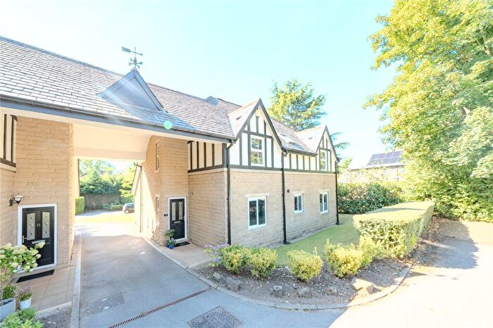 2 Bedroom Apartment For Sale In Greystones Court, Roundhay, Leeds, LS8