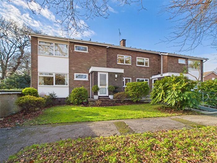 2 Bedroom Apartment For Sale In Hoburne Gardens, Highcliffe, Dorset, BH23