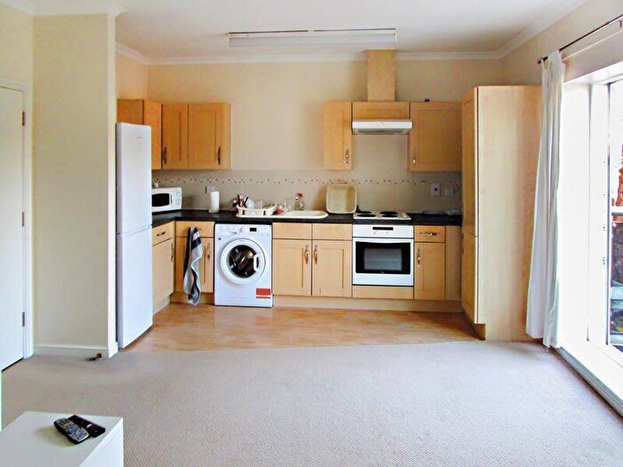 1 Bedroom Flat To Rent In Maplehurst Close, Bexley Park, DA2