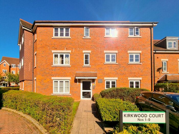 2 Bedroom Flat To Rent In Kirkwood Court, Lockhart Road, Nascot, Watford, WD17