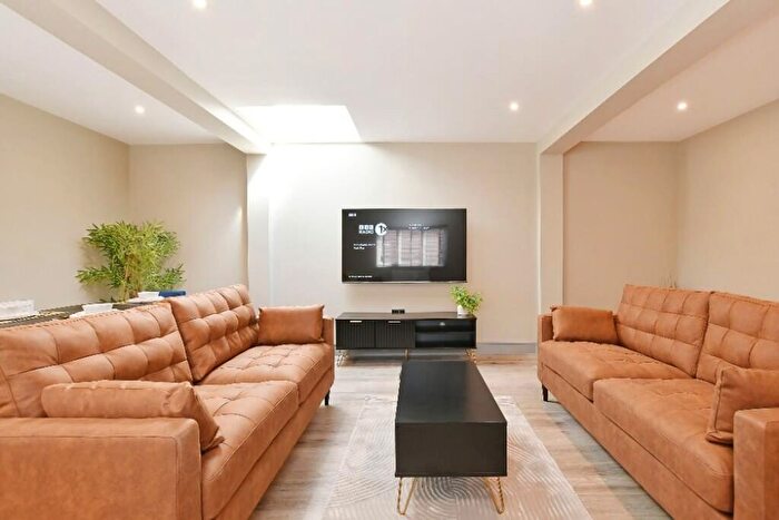 2 Bedroom Flat To Rent In Countess Road, Sheffield, S1