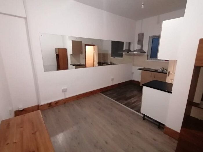 Studio To Rent In Birchfield Road, Birmingham, B19