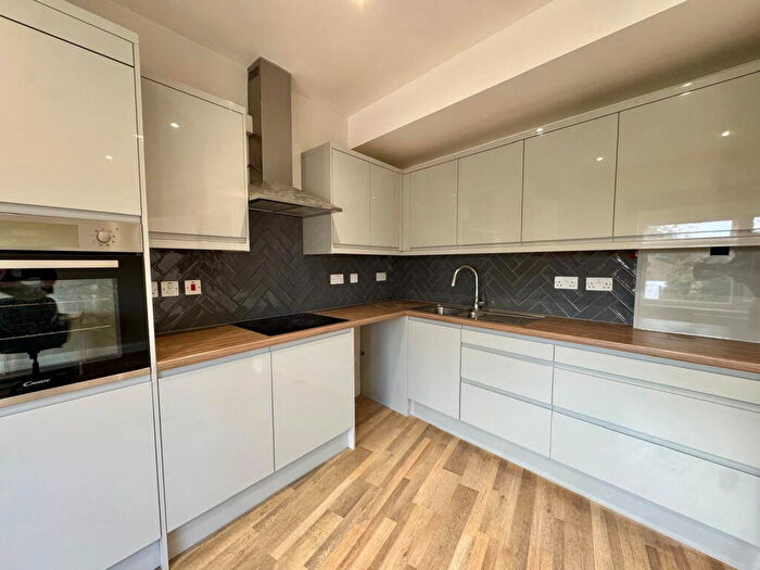 1 Bedroom Flat To Rent In Central Avenue, Welling, DA16