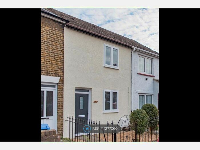 2 Bedroom Terraced House To Rent In Park Road, Sittingbourne ME10