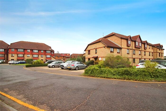 1 Bedroom Apartment To Rent In Spring Close, Dagenham, RM8