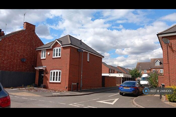 3 Bedroom Detached House To Rent In Newman Street, Kettering, NN15