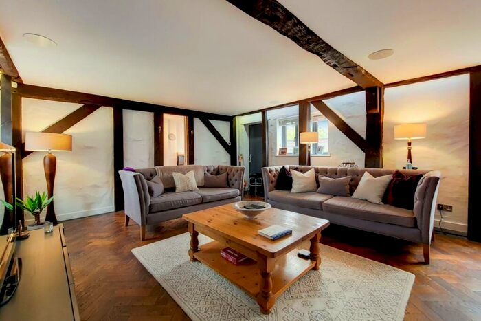 4 Bedroom Detached House To Rent In Kenton Lane, Harrow, HA3