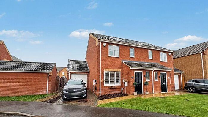 3 Bedroom Semi Detached House For Sale In Jubilee Close, Cherry Willingham, LN3