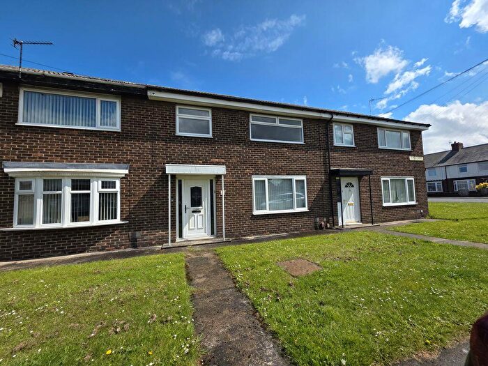 3 Bedroom Terraced House For Sale In Palm Court, Palmersville, Newcastle Upon Tyne, NE12