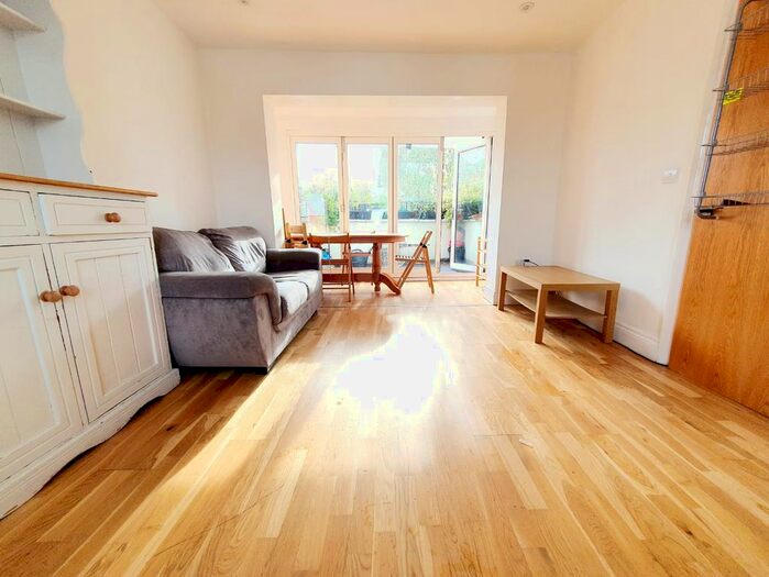 2 Bedroom Flat To Rent In Conewood Street, Highbury, N5