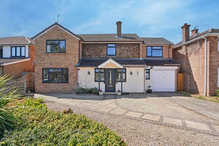5 Bedroom Detached House For Sale In Selwyn Crescent, Radley, OX14
