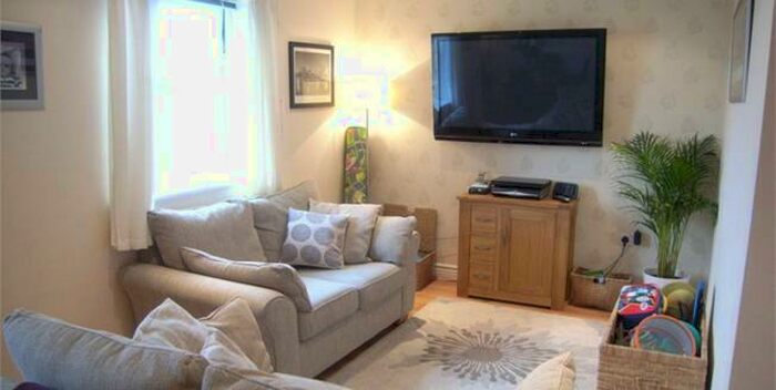 2 Bedroom Apartment To Rent In Cysgod Y Bryn, Rhos On Sea, LL28