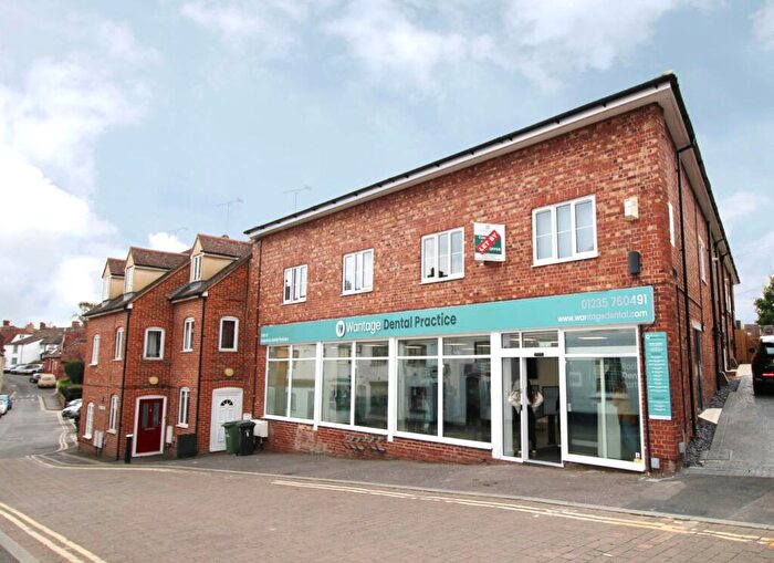 2 Bedroom Apartment To Rent In Grove Street, Wantage, OX12