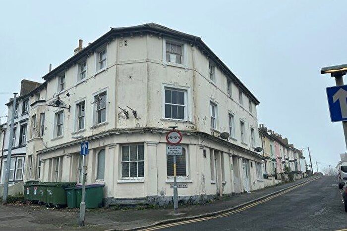 1 Bedroom Flat To Rent In Harvey Street, Folkestone, CT20