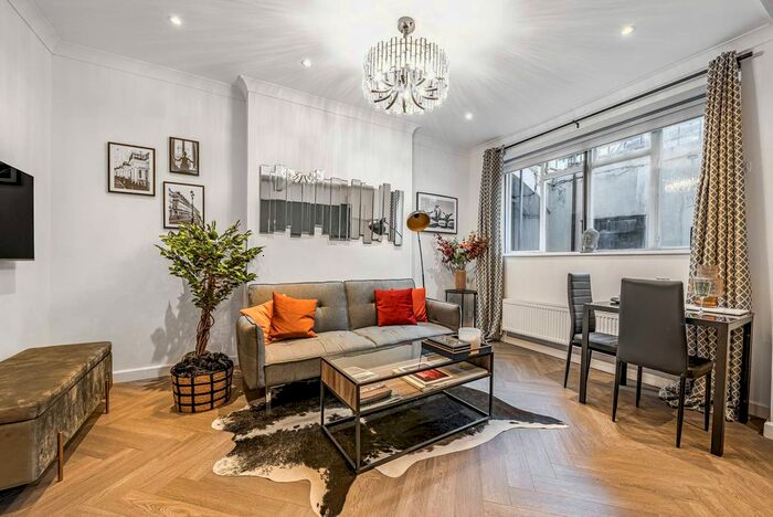 2 Bedroom Flat To Rent In Alderney Street, Pimlico, London, SW1V