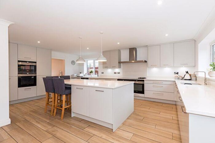 7 Bedroom Detached House For Sale In Chapel Fold, Whittle-Le-Woods, PR6