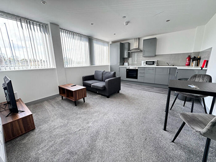 1 Bedroom Apartment To Rent In Yeadon House, Green Lane, Leeds, West Yorkshire, LS19