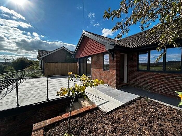 4 Bedroom Semi-detached Bungalow To Rent In Piddinghoe, Newhaven, East Sussex, BN9
