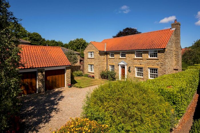 4 Bedroom Detached House For Sale In South Back Lane, Terrington, York, YO60