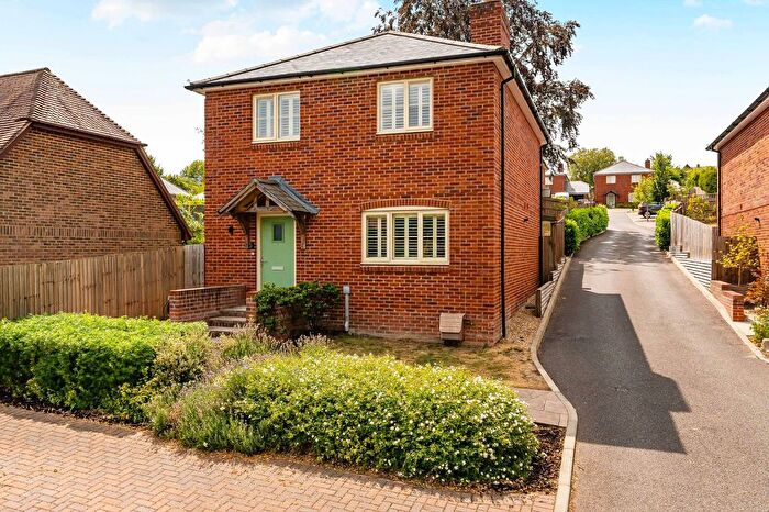 3 Bedroom Detached House For Sale In Willow End, Kings Worthy, SO23