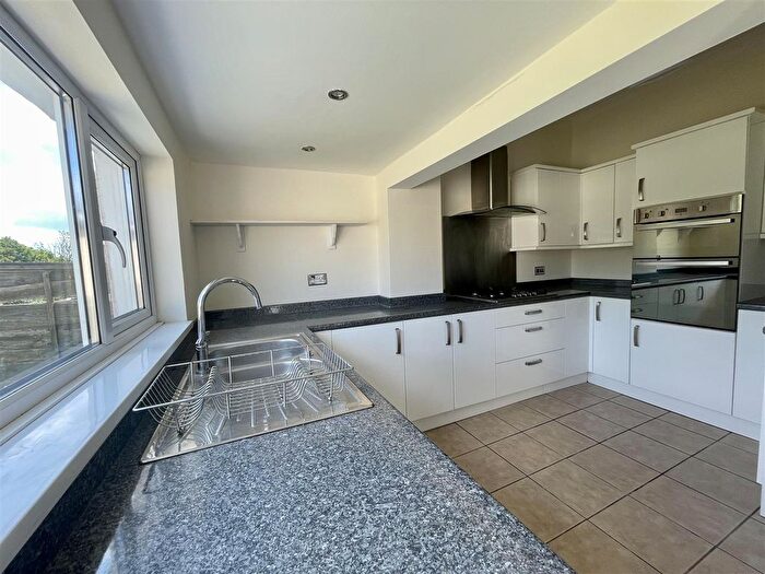 2 Bedroom Bungalow For Sale In Singleton Road, Upper Tumble, Llanelli, SA14