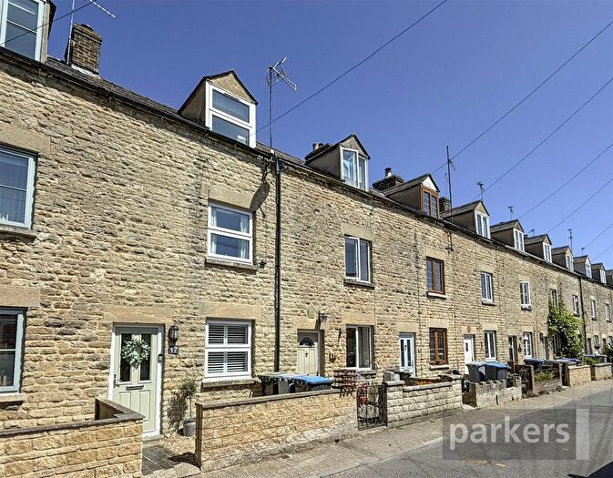 3 Bedroom Terraced House For Sale In Gloucester Place, Witney, Oxfordshire, OX28