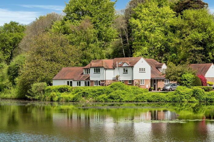 4 Bedroom Detached House For Sale In Powdermill Lane, Battle, East Sussex, TN33