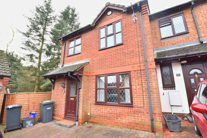 3 Bedroom Semi-detached House To Rent In Malthouse Green, Luton, LU2