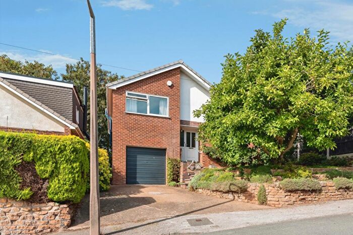 3 Bedroom Detached House For Sale In Linsdale Gardens, Gedling, Nottinghamshire, NG4