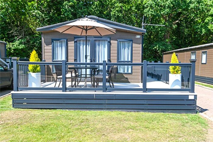 2 Bedroom Park Home For Sale In Beech, Hoburne Bashley Holiday Park, New Milton, Hampshire, BH25
