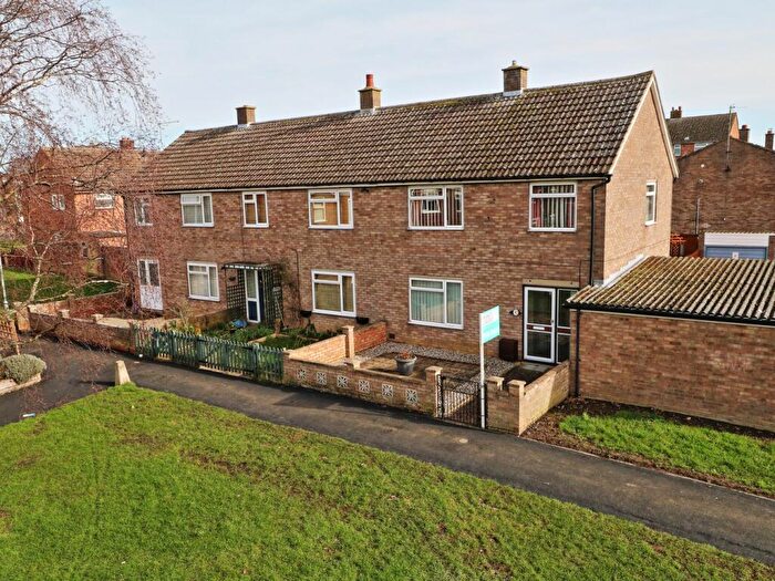 3 Bedroom End Of Terrace House For Sale In Childs Pond Road, St Neots, PE19