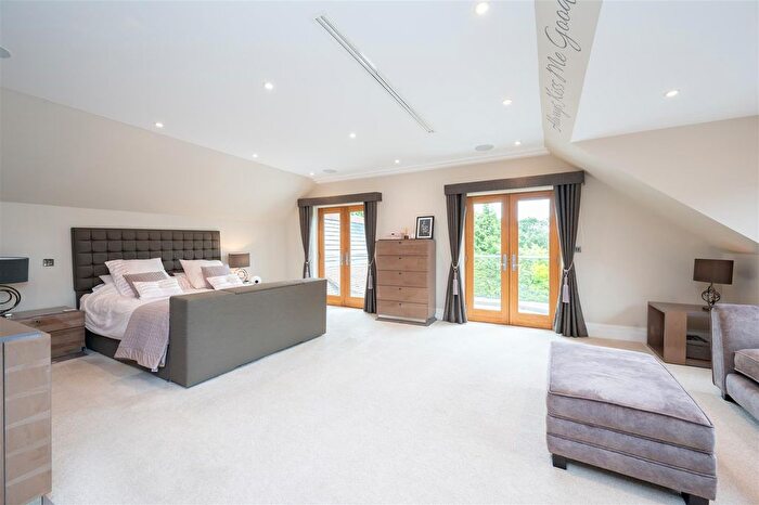 8 Bedroom Detached House To Rent In Keymer Road, Burgess Hill, RH15