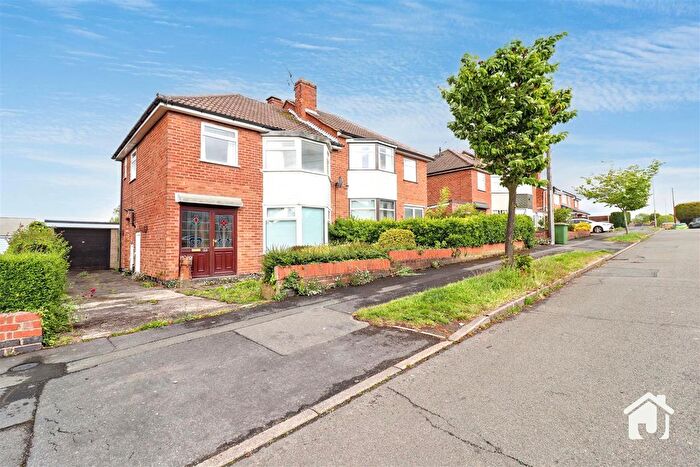 3 Bedroom Semi-Detached House For Sale In Dorset Avenue, Glenfield, Leicester, LE3