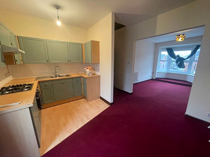 2 Bedroom Flat To Rent In Market Street, Eastleigh, SO50