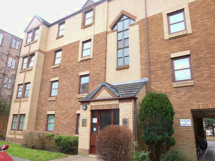 3 Bedroom Flat To Rent In Craighouse Gardens, Edinburgh, EH10