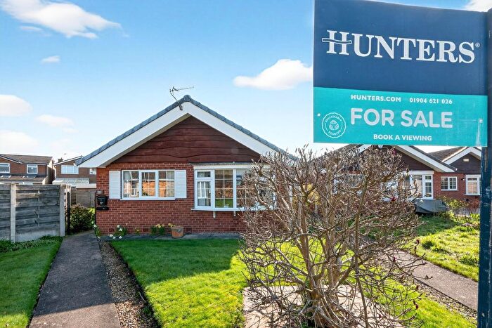 2 Bedroom Detached Bungalow For Sale In Lindale, York, YO24